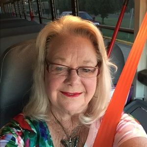 Meet your Posher, Carol